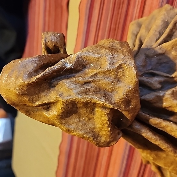 Mother Mary baby Jesus Statue - Picture 5 of 6